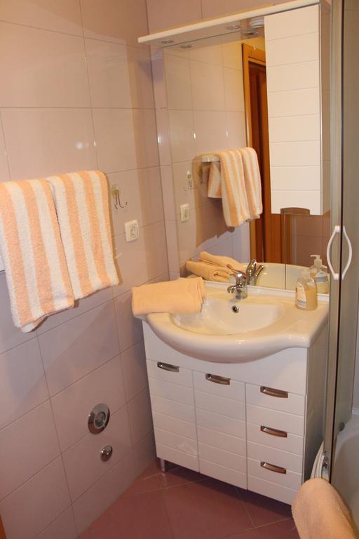 Apartment Adriatic Zadar Rum bild